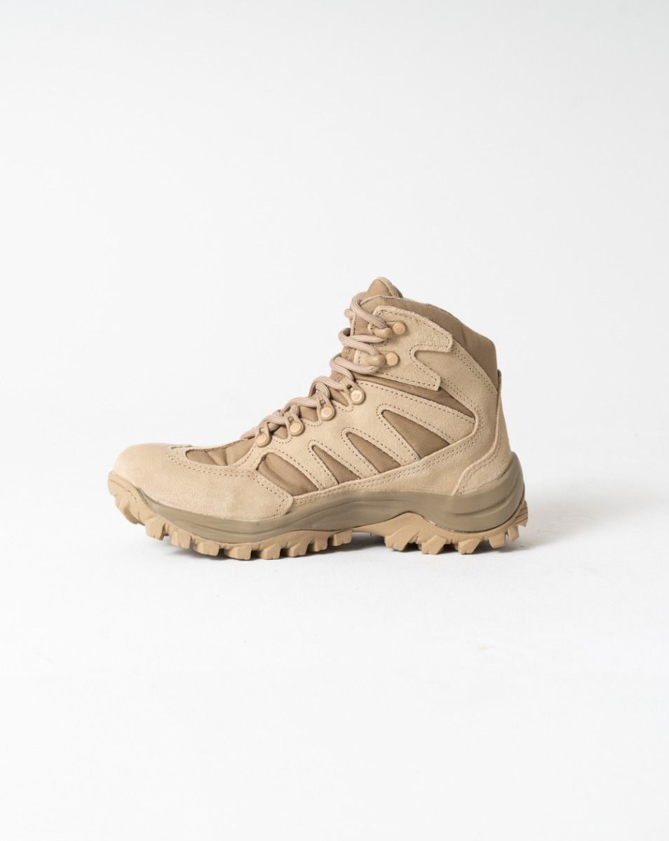 img_Bota-Tractor-Hiking_02